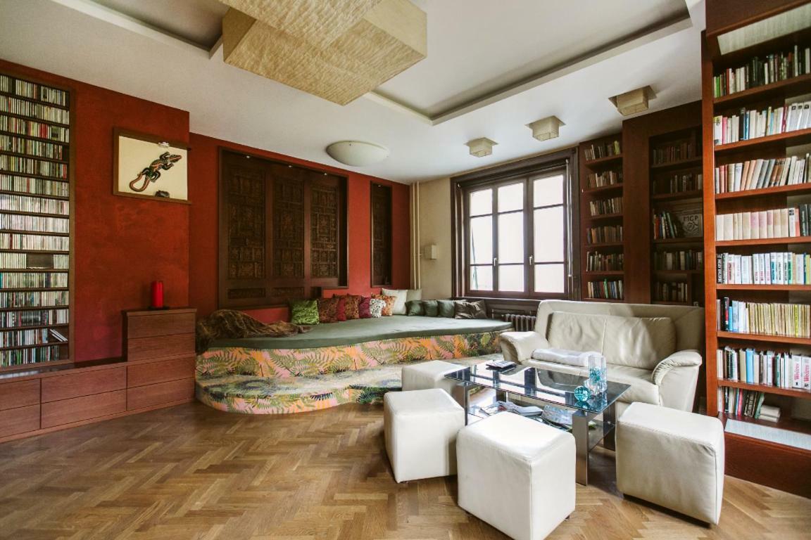 Luxury Apartment View On To The Castle Budapest Eksteriør billede